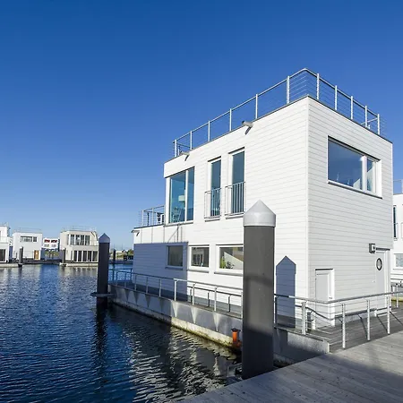 Schwimmendes Haus Biscaya *
