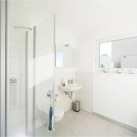 Schwimmendes Haus Biscaya * Olpenitz