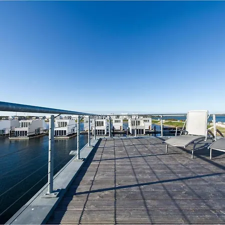 Schwimmendes Haus Biscaya Hébergement de vacances Olpenitz